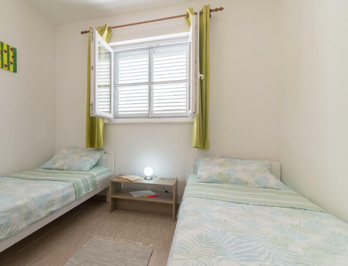 Apartmani Jelic Vinjerac Exterior foto