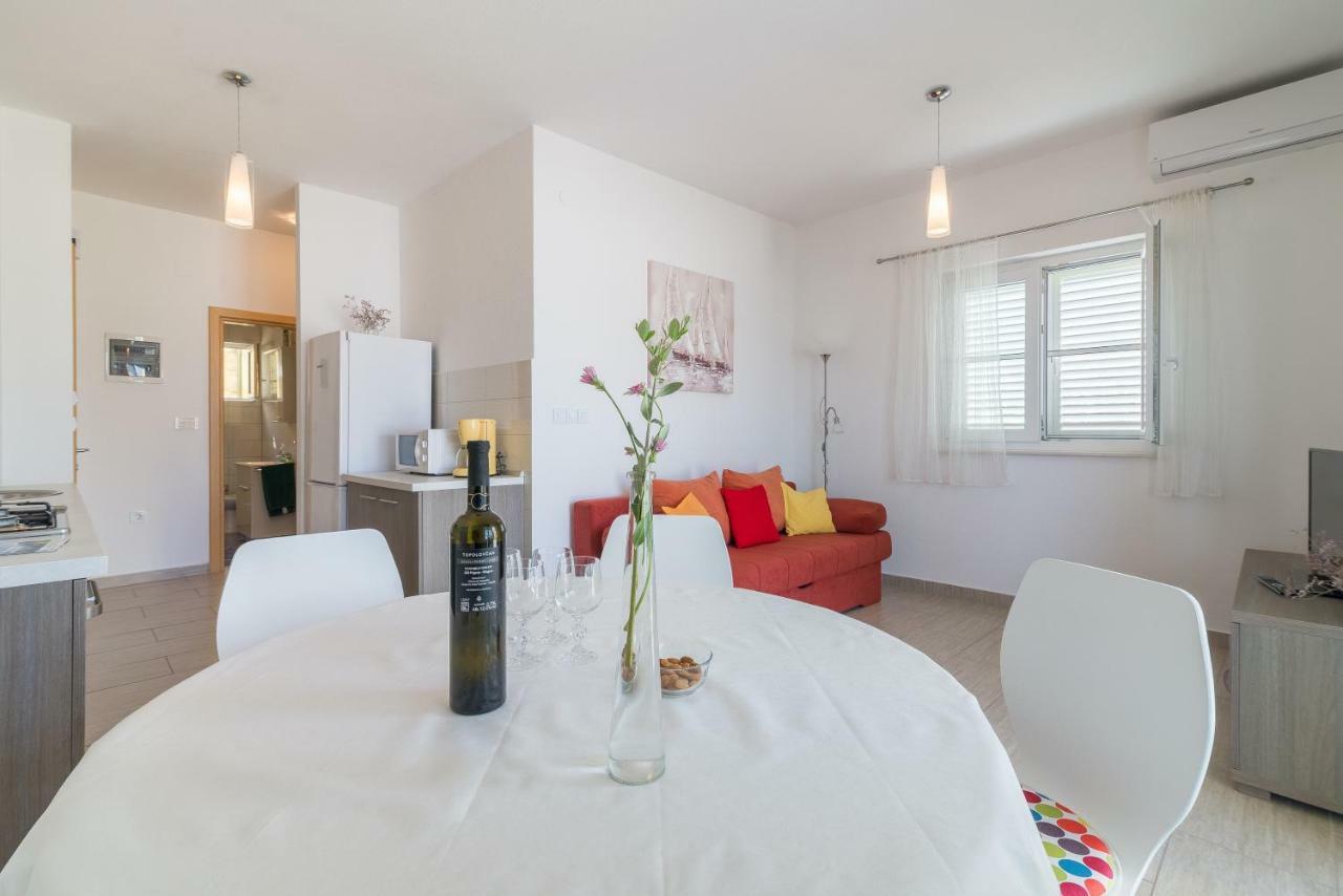 Apartmani Jelic Vinjerac Exterior foto